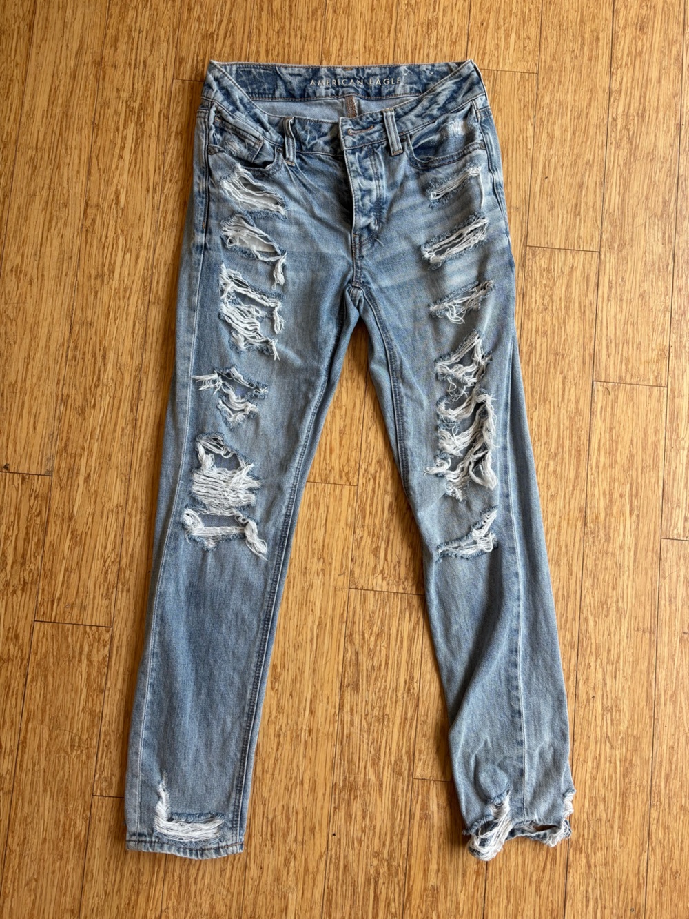 American Eagle Outfitters Light Blue Denim Ripped Jeans Regular Size 0